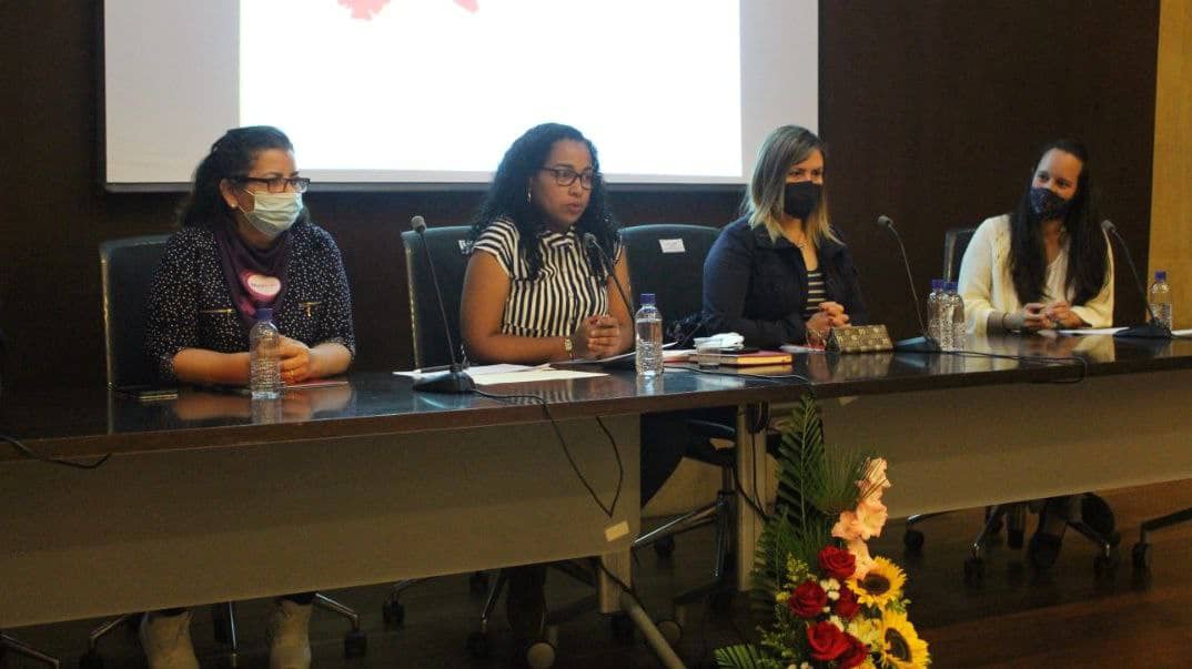 Gobierno venezolano apuntala políticas sanitarias a favor de la mujer