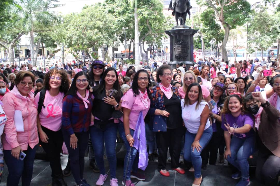 Venezuela se viste de rosa para luchar contra el Cáncer de Mama