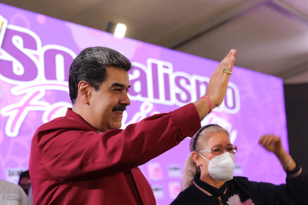 En este momento estás viendo Presidente Maduro enaltece rol de la mujer en el Socialismo Feminista
