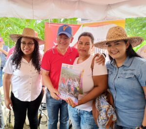 Lee más sobre el artículo Minmujer entregó Titularidad de Tierras y Financiamientos a mujeres conuqueras del estado Yaracuy