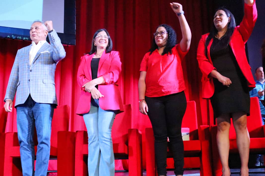 Lee más sobre el artículo Mujeres bolivarianas instalaron el primer Taller de Técnicas Legislativas con Perspectivas de Género en tierras aragüeñas