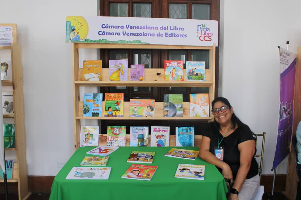 En este momento estás viendo MinMujer se despidió con éxito de la 14° Feria del Libro de Caracas 2023