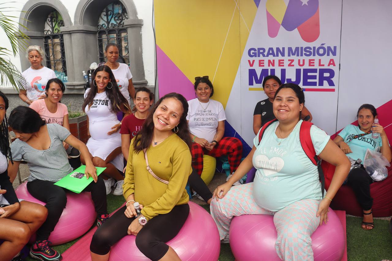En este momento estás viendo Más de 2 mil mujeres venezolanas recibieron atención integral con la Gran Misión Venezuela Mujer