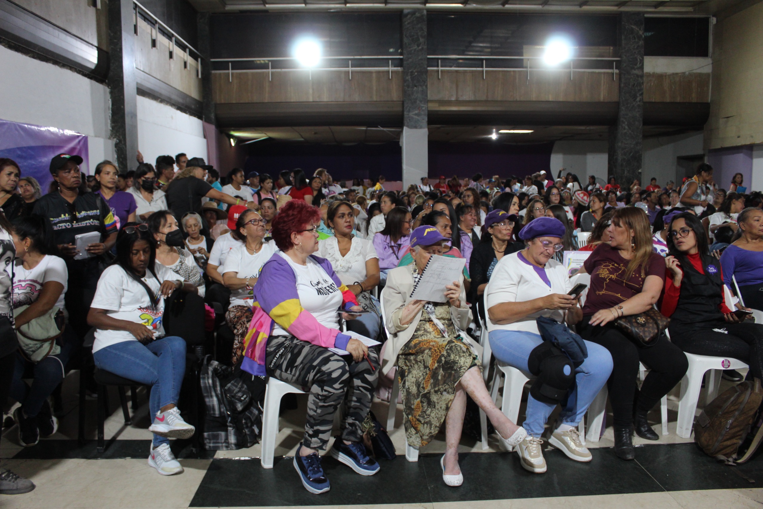 Lee más sobre el artículo Mujeres venezolanas debatieron propuestas para el desarrollo de las 7 Transformaciones