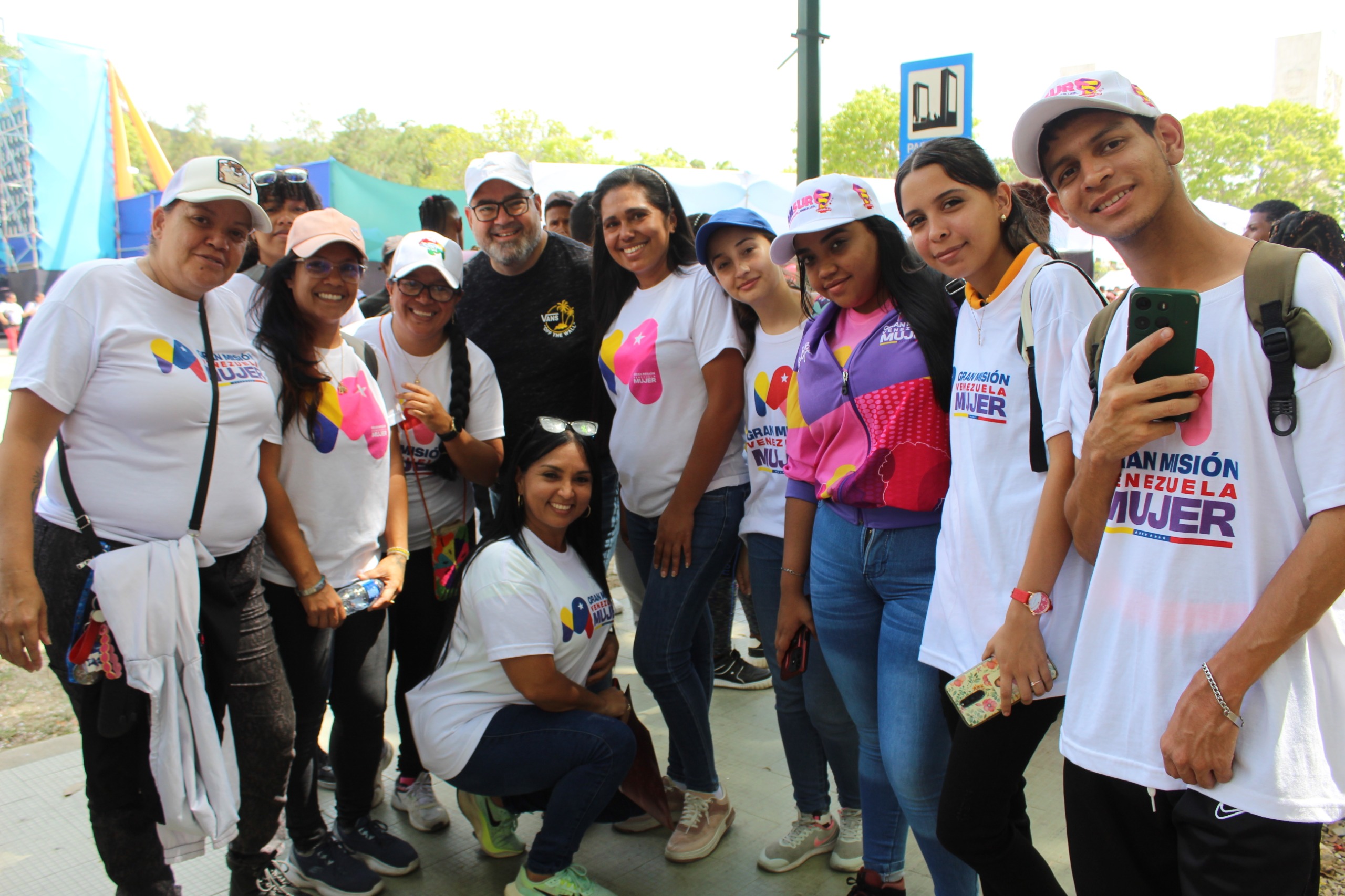 En este momento estás viendo Mujeres venezolanas se suman al voluntariado de las 7T