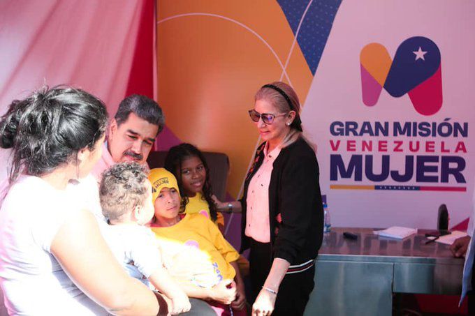 Lee más sobre el artículo Presidente Maduro ofreció balance del 1er vértice de la Gran Misión Venezuela Mujer