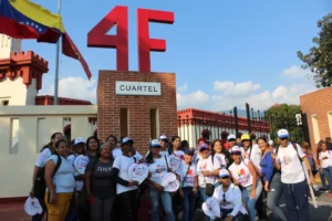 Lee más sobre el artículo Mujeres venezolanas conmemoraron el 11° aniversario de la siembra del Comandante Hugo Chávez