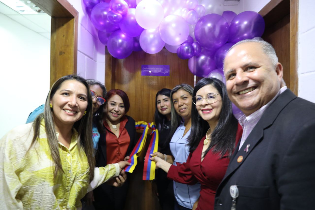 En este momento estás viendo Inauguran Defensoría de los Derechos de la Mujer en La Guaira