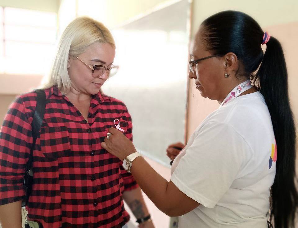 En este momento estás viendo De la mano del Inamujer prevenimos el cáncer de mama