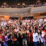 Mandatario Nacional celebra junto a lideresas 1er aniversario de la Gran Misión Venezuela Mujer