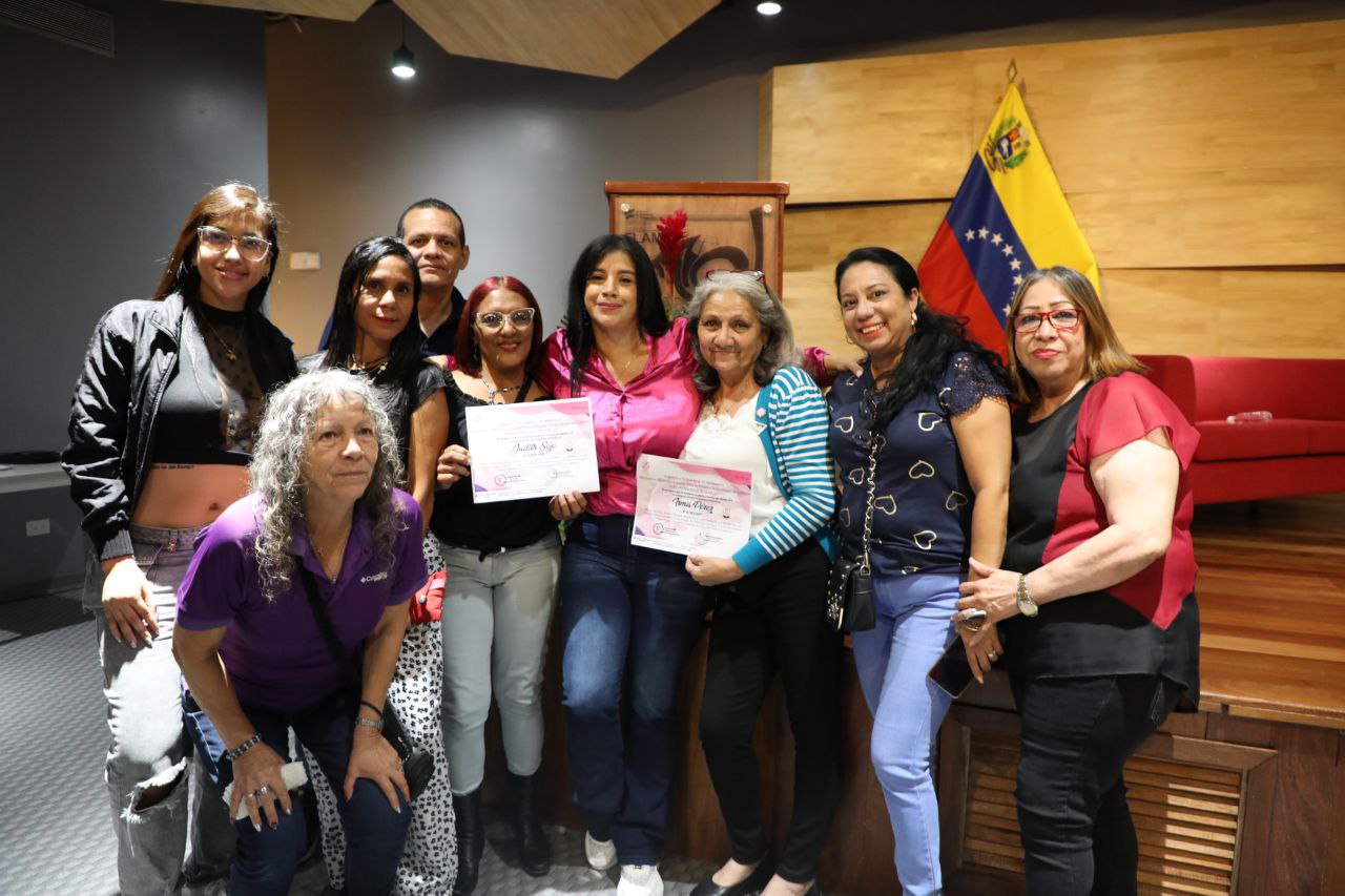 En este momento estás viendo 25 años de Inamujer legado de lucha y empoderamiento femenino