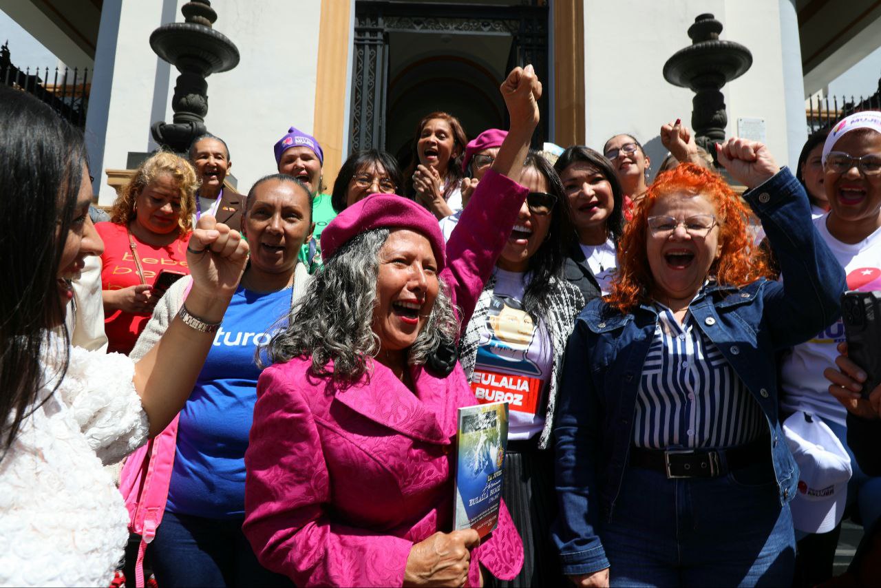 En este momento estás viendo Lideresas venezolanas conmemoran natalicio de Eulalia Buroz y reafirman su lucha por la igualdad