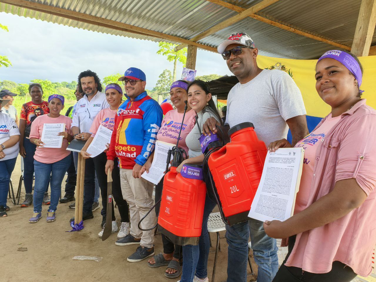 Lee más sobre el artículo 72 merideñas impulsan la economía comunal con biofinanciamientos de Gran Misión Venezuela Mujer