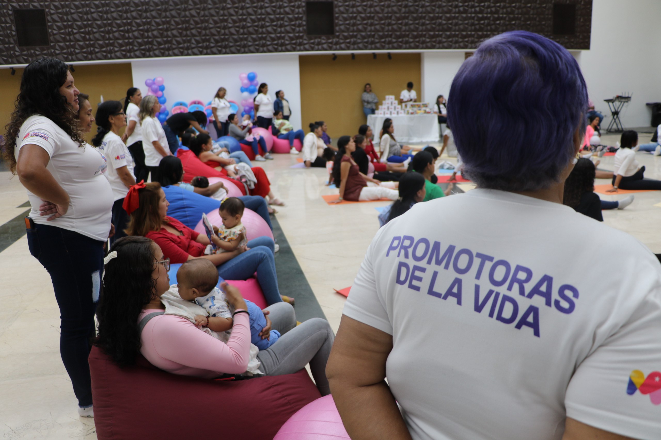 En este momento estás viendo MinMujer inaugura Círculo de Apoyo Gestacional en su sede para garantizar bienestar de madres y bebés 