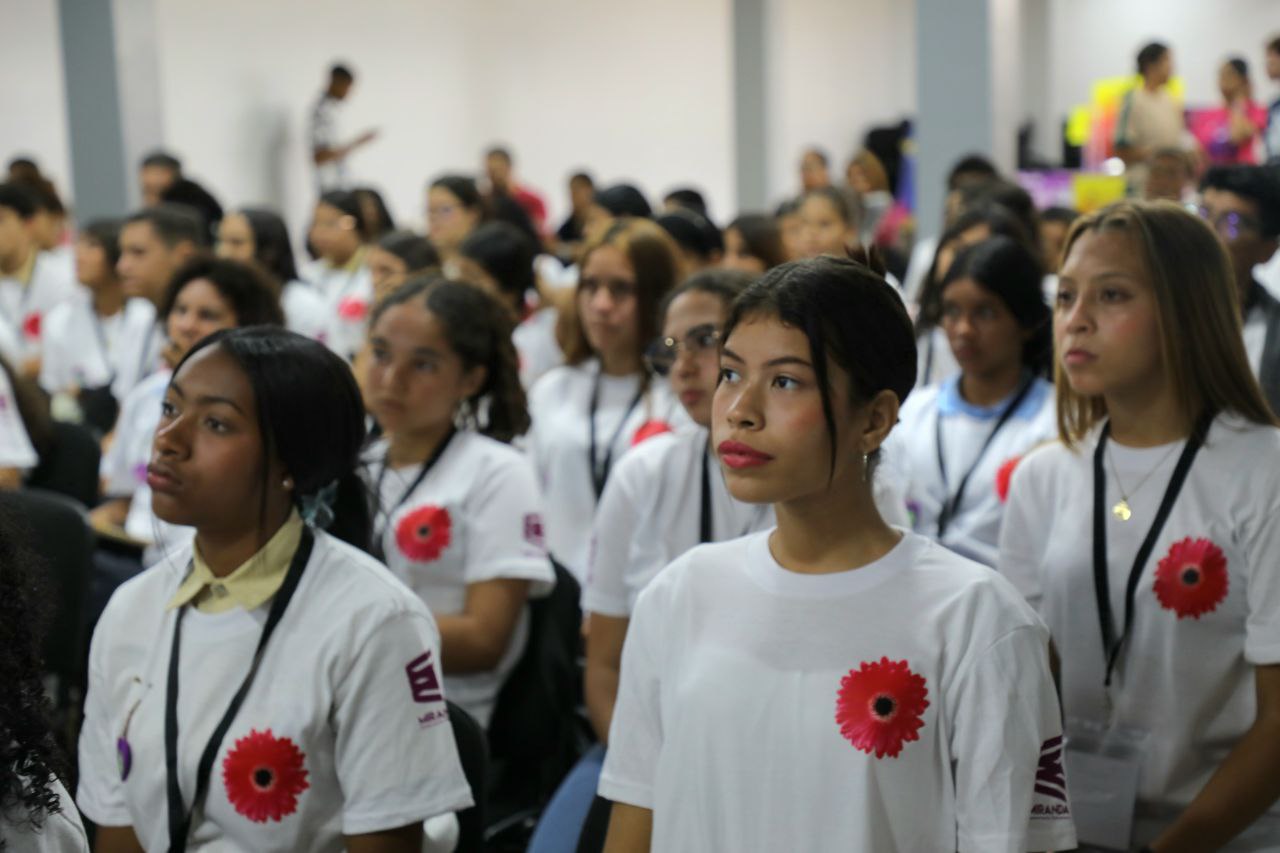 En este momento estás viendo Formación en Liderazgo Feminista impulsa la organización juvenil en Miranda