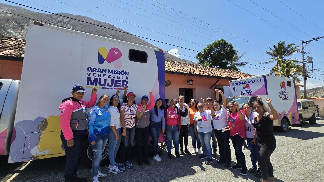 En este momento estás viendo Gran Misión Venezuela Mujer llegó al circuito comunal «El Paso de Bolívar por Los Andes» en Mérida