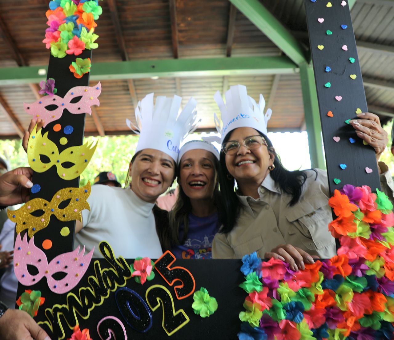 En este momento estás viendo Seguridad y alegría familiar marcan los Carnavales en Aragua este 2025