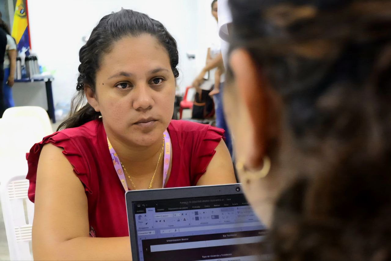 En este momento estás viendo Gobierno Bolivariano a través de MinMujer mantiene el impulso al emprendimiento femenino