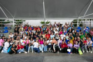 Lee más sobre el artículo Mujeres de Caracas se organizan para fortalecer el poder popular desde el territorio