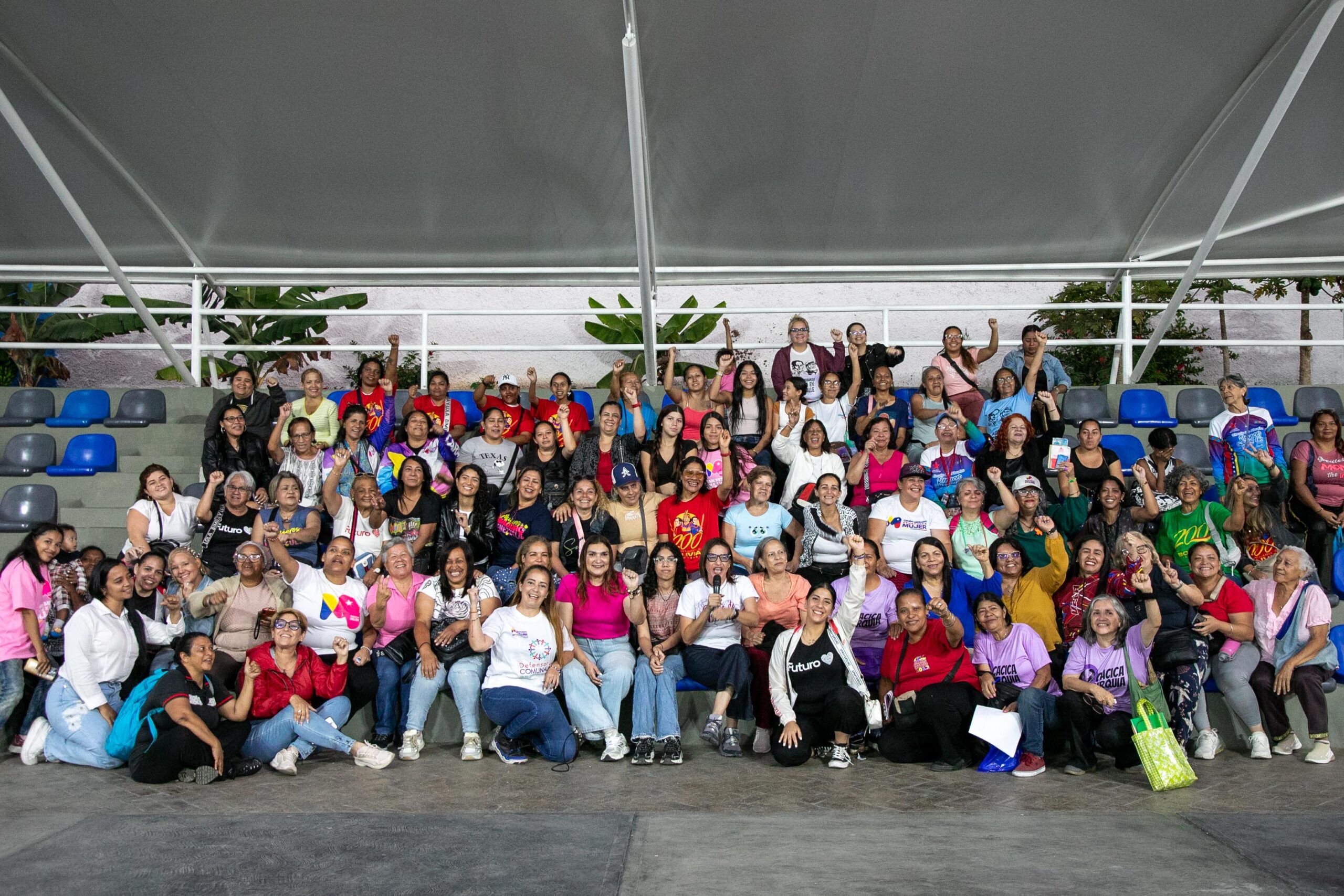 Lee más sobre el artículo Mujeres de Caracas se organizan para fortalecer el poder popular desde el territorio