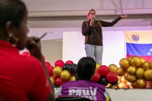 Lee más sobre el artículo Macarao conforma Comités de Mujeres para fortalecer la atención territorial
