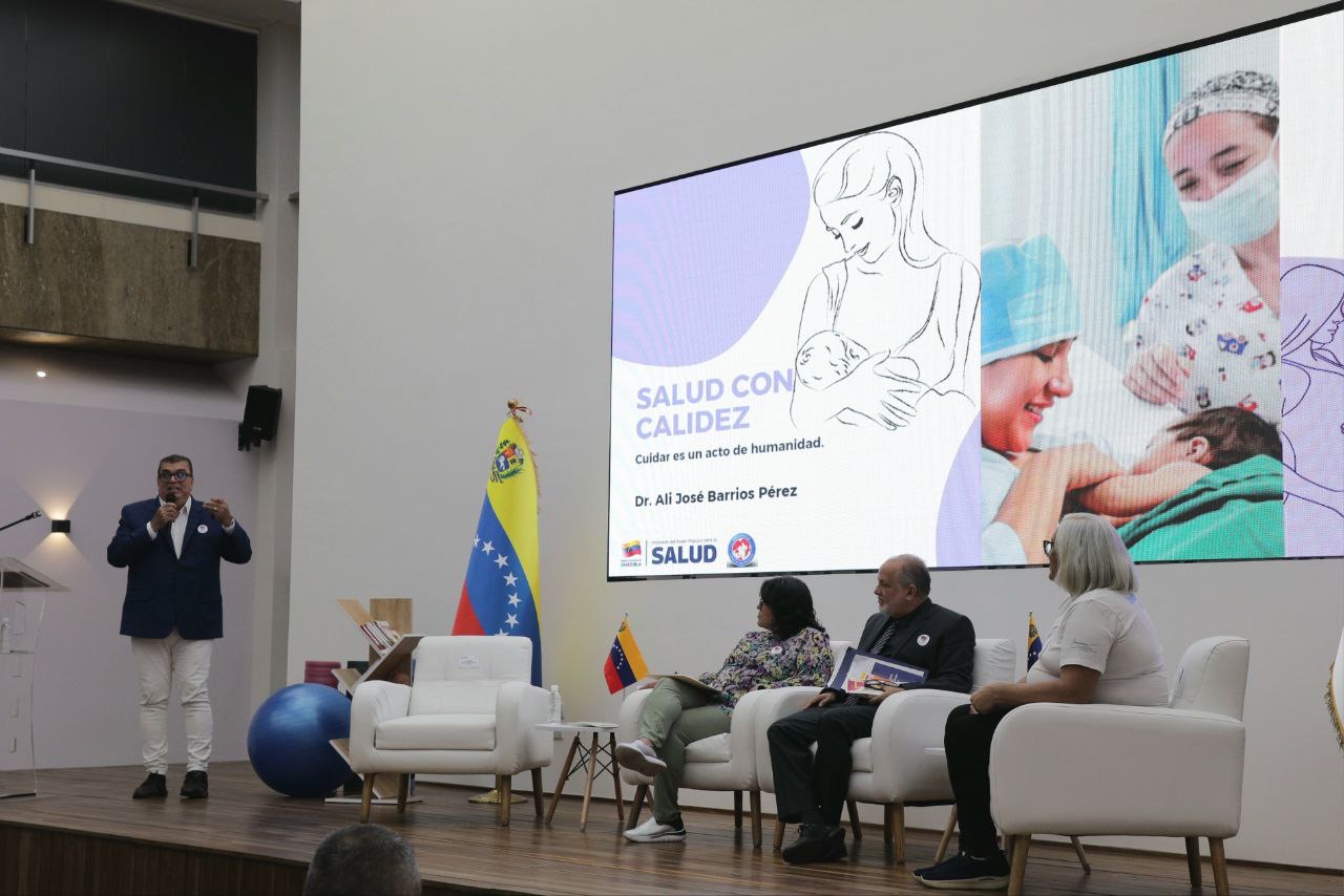 Lee más sobre el artículo MinMujer fortalece formación en Parto Humanizado, Lactancia Materna y Derechos Humanos