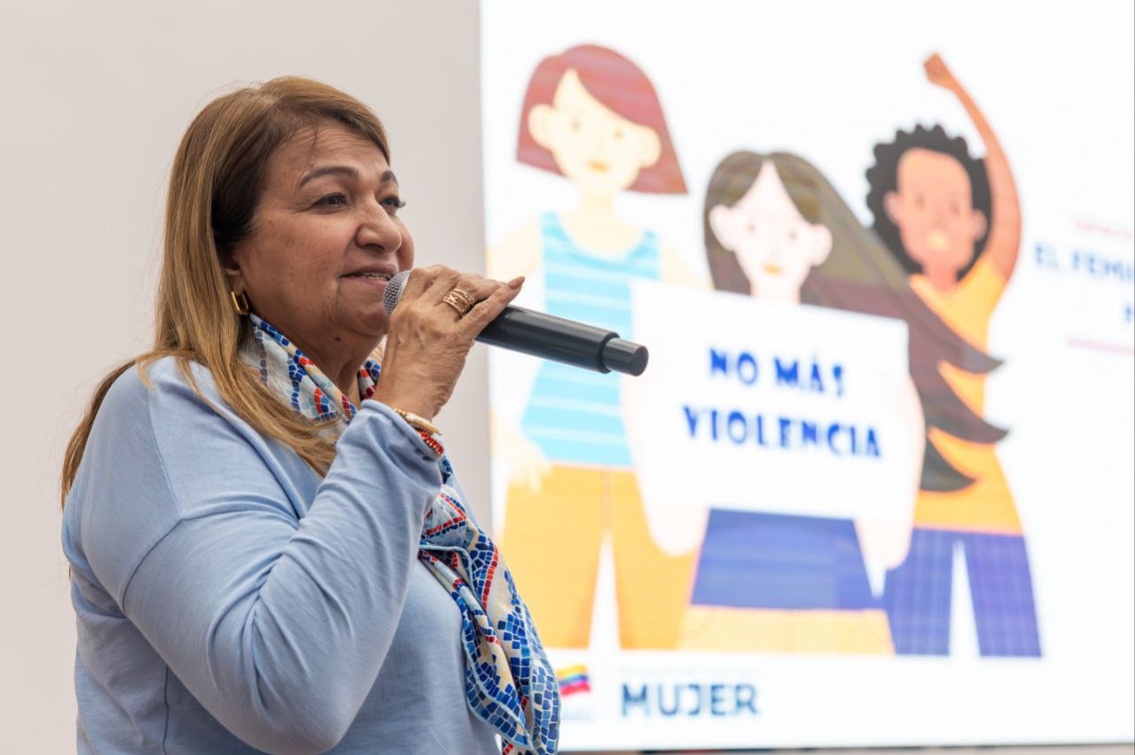 En este momento estás viendo MinMujer realiza foro sobre femicidio para sensibilizar y empoderar a las mujeres