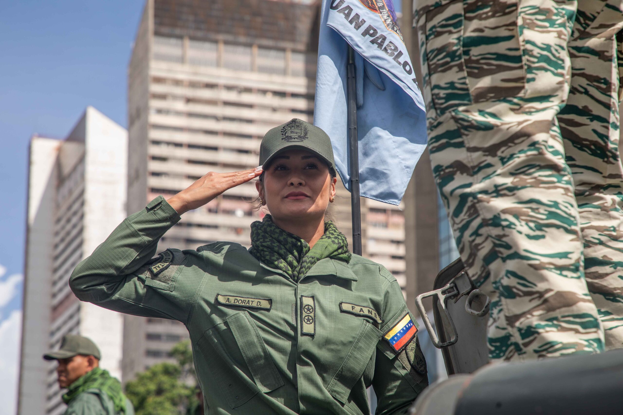 En este momento estás viendo Mujeres venezolanas se movilizan en Caracas en defensa de la paz y la soberanía