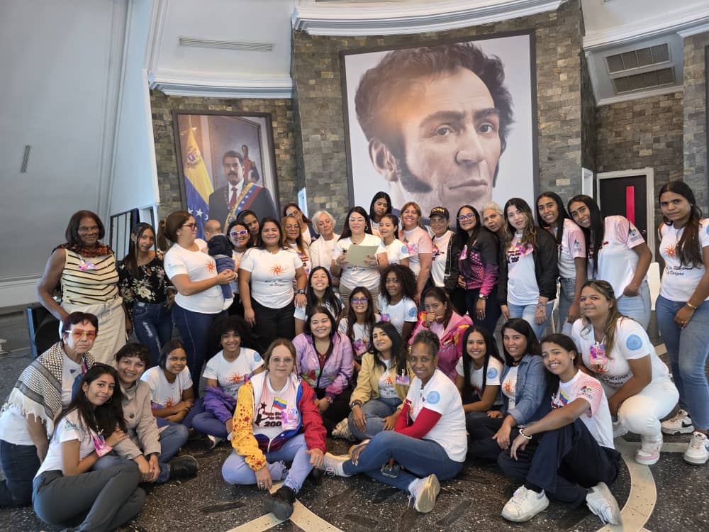 En este momento estás viendo FDIM Venezuela fortalece la organización feminista juvenil por la justicia social y la emancipación de las mujeres