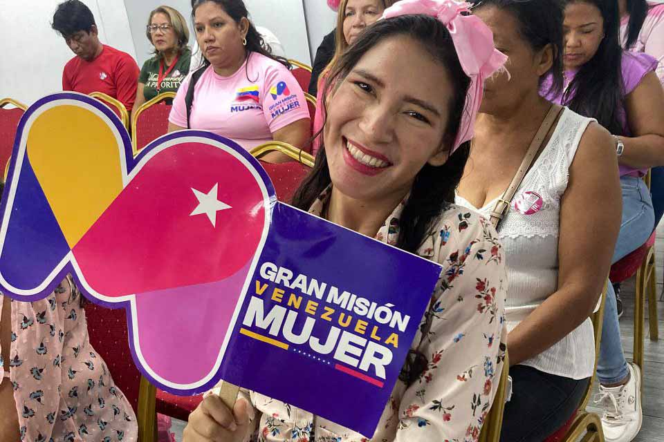 En este momento estás viendo Foro “Espiritualidad y Sanación” impulsa la prevención del cáncer de mama