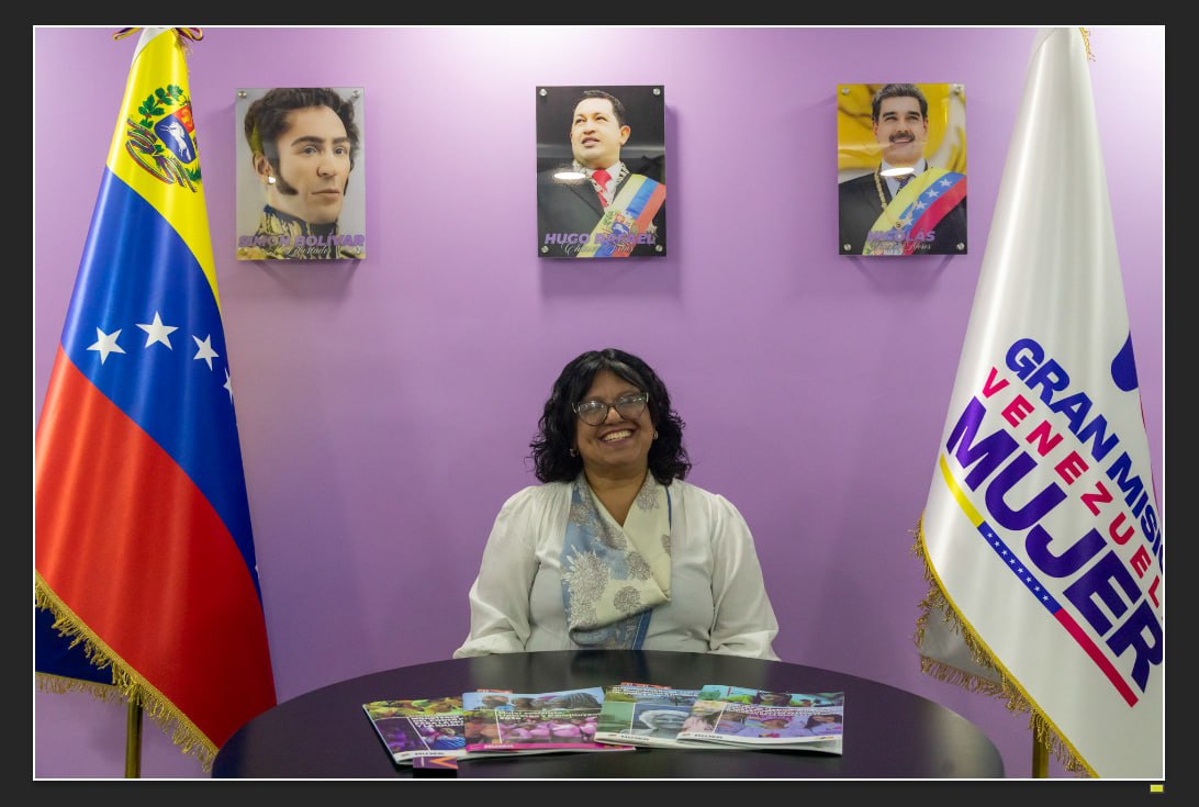 Lee más sobre el artículo «Juntas, vivas, libres y unidas»: Nancy Ortuño presenta balance del Mes Venezuela Violeta en Radio Miraflores