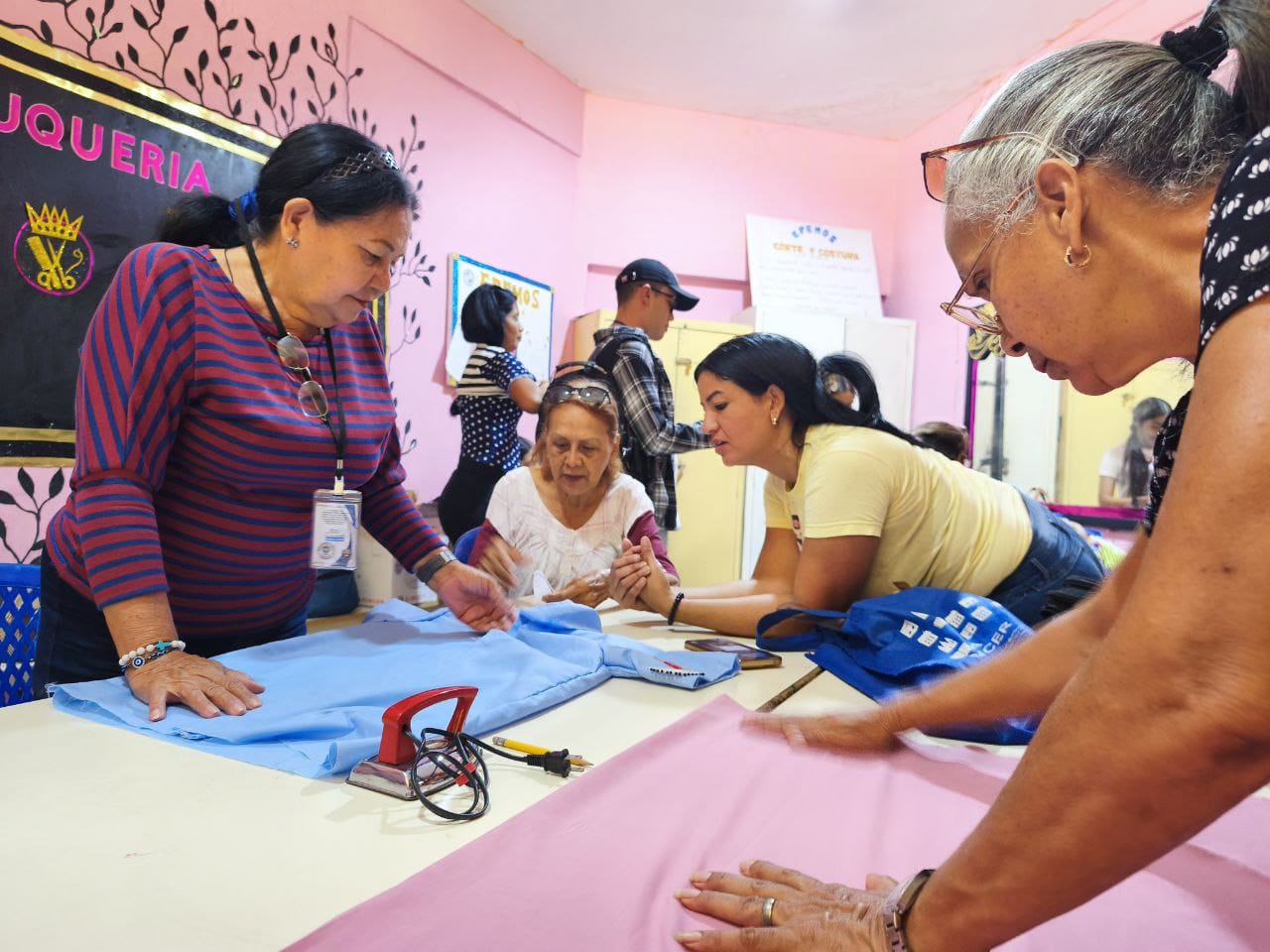 En este momento estás viendo Mujeres de Santa Inés se empoderan con formación productiva en Cumaná
