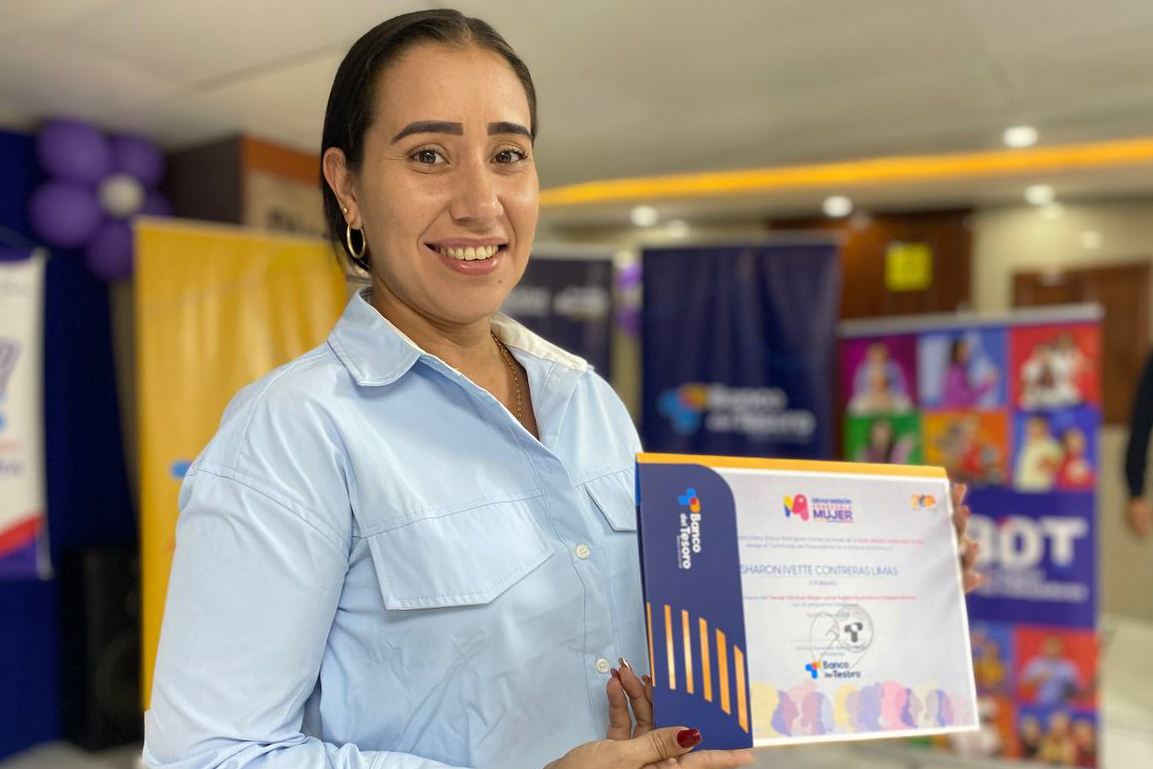 En este momento estás viendo Táchira fortalece el motor productivo con entrega de financiamientos a través de la Gran Misión Venezuela Mujer