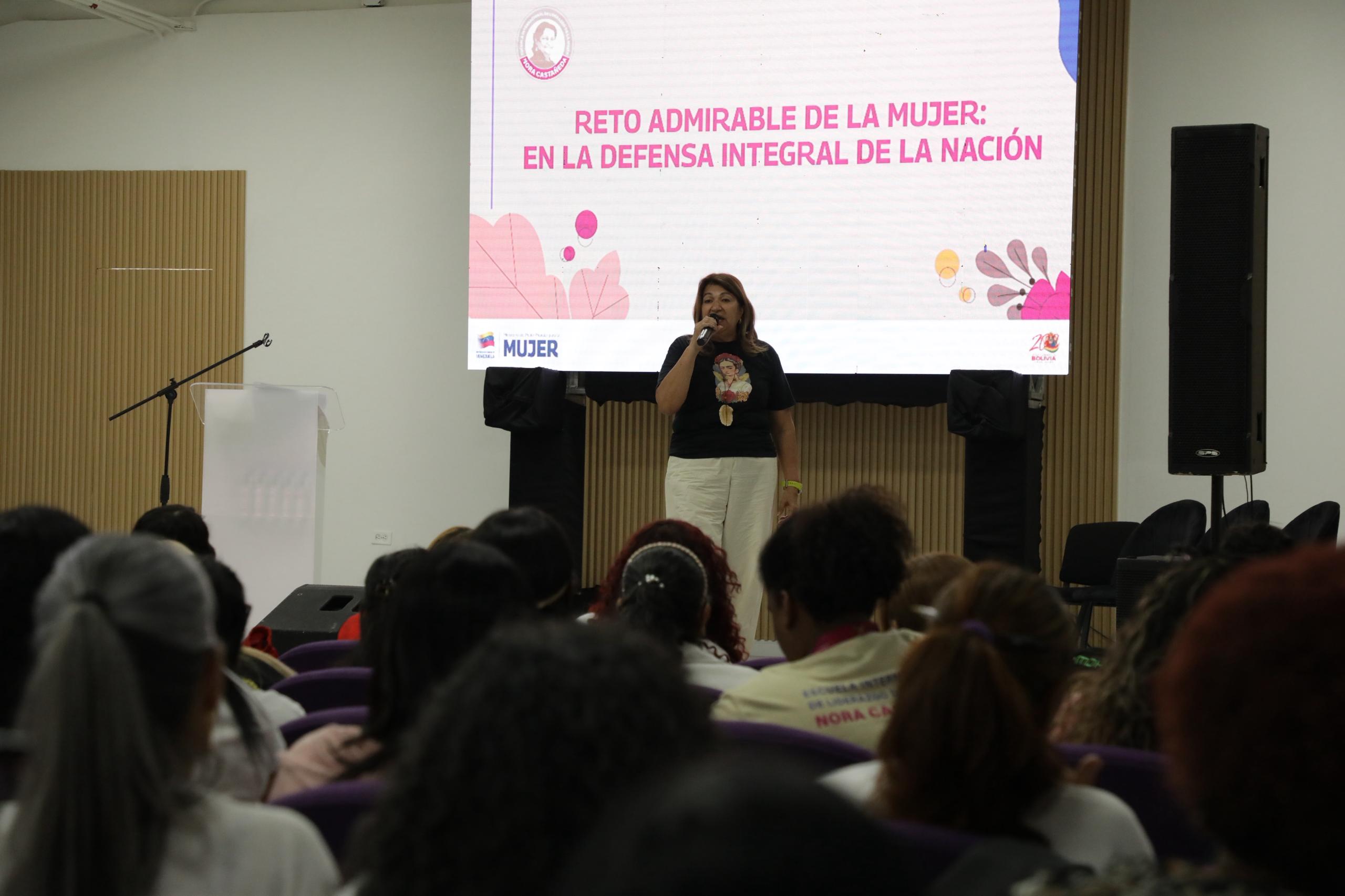 Lee más sobre el artículo Inicia en la Escuela Nora Castañeda el seminario nacional por el empoderamiento y la paz ciudadana