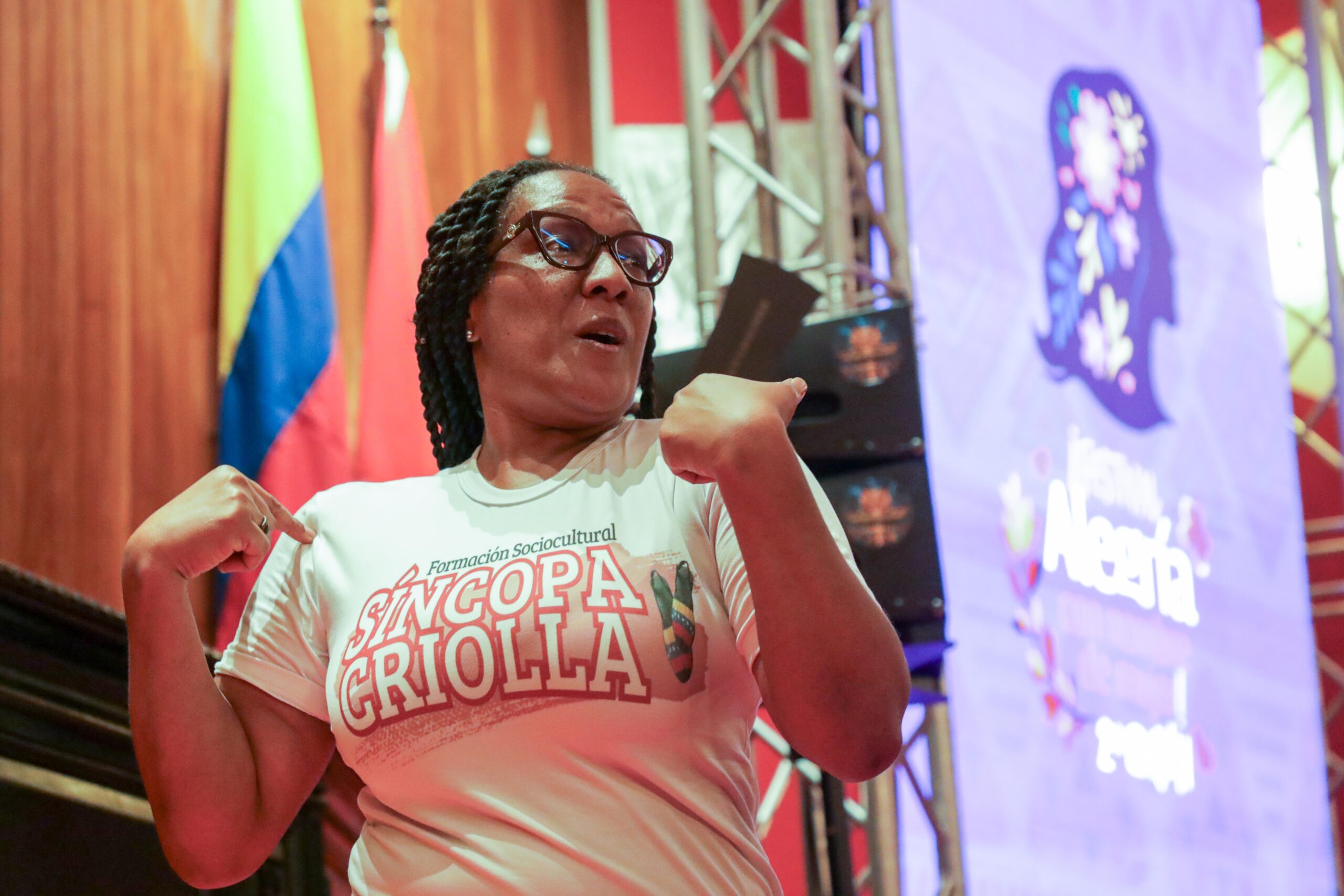 Lee más sobre el artículo Inicia ruta formativa de la 2da edición del Festival «Alegría con Nombre de Mujer» desde la Sociedad Bolivariana en Caracas