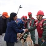Presidenta Delcy Rodríguez otorga la distinción «Héroe de Venezuela» a más de 6 mil rescatistas y unidades caninas en La Guaira