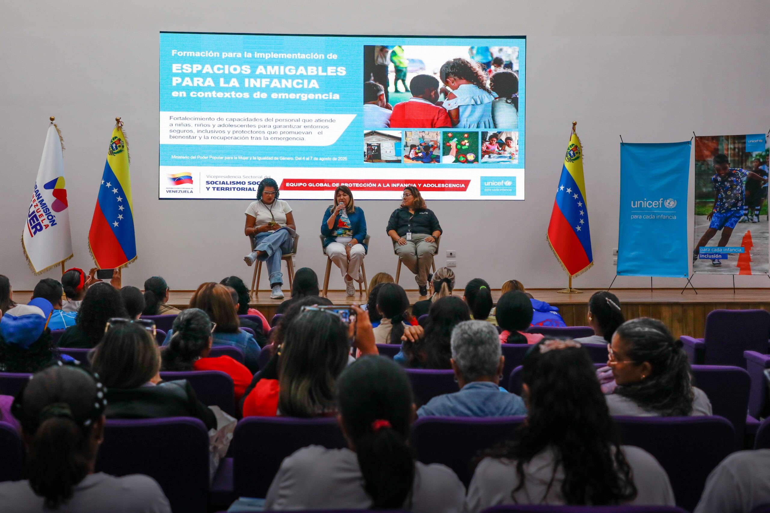 En este momento estás viendo MinMujer, Vicepresidencia Social y UNICEF inician ciclo de formación para la protección de la infancia en emergencias