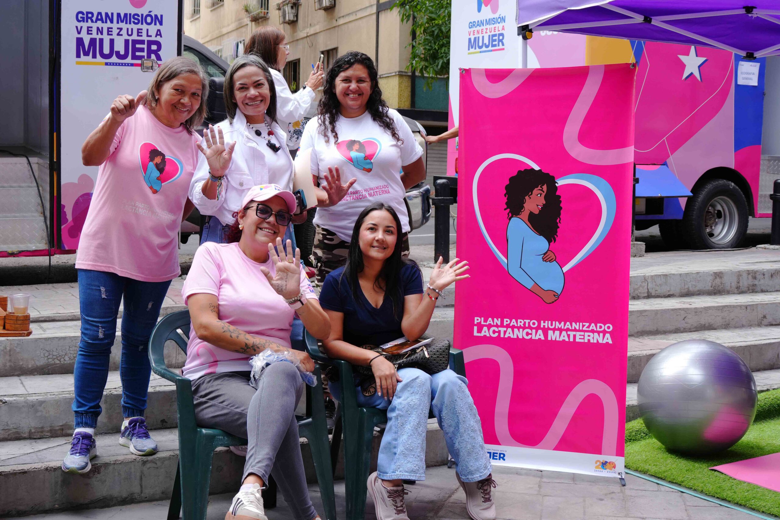 En este momento estás viendo MinMujer y MinSalud desplegaron jornada médica para las familias de Bello Monte