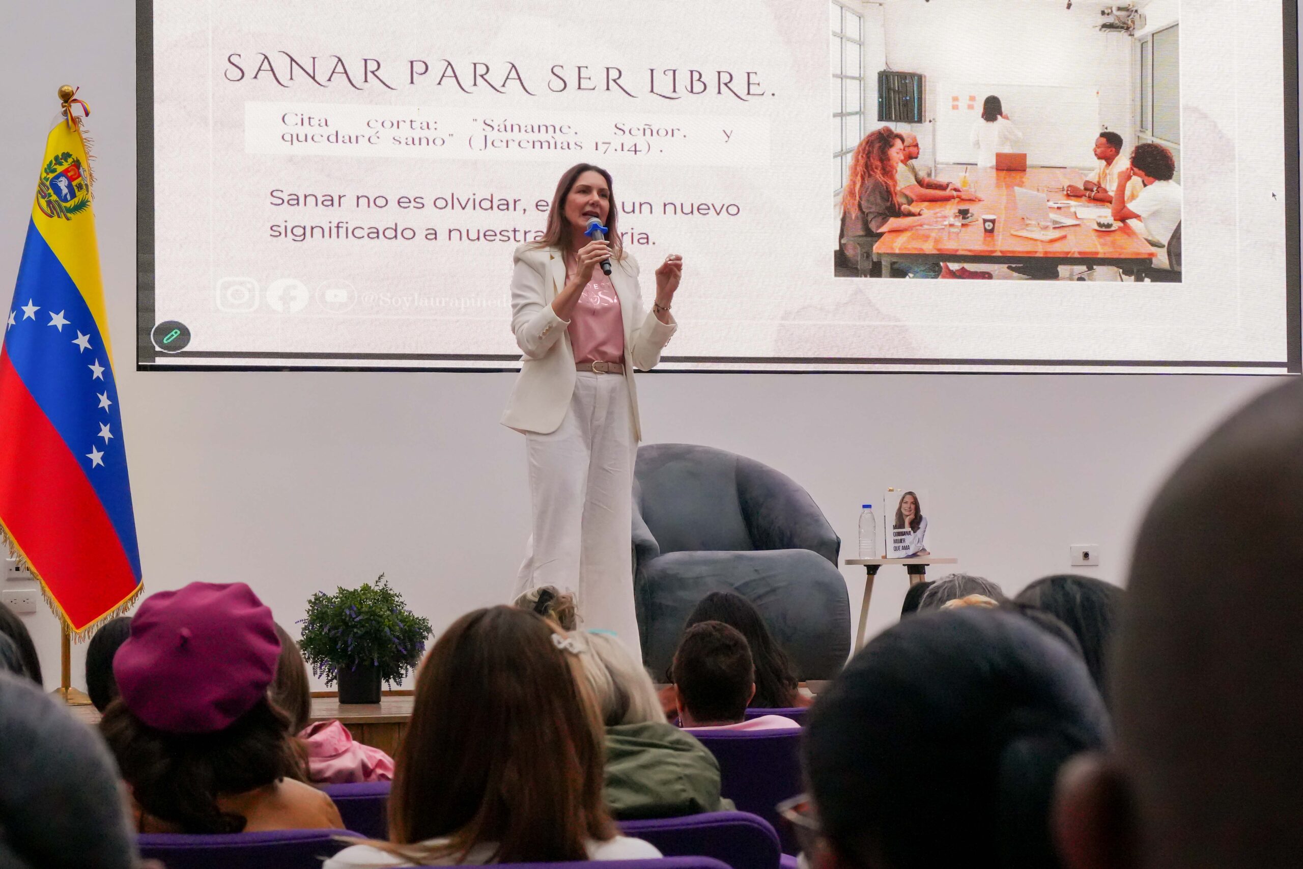 En este momento estás viendo «Mujer que sana, mujer que ama»: Laura Pineda ofreció una transformadora ponencia sobre el perdón y la fe en la sede de MinMujer
