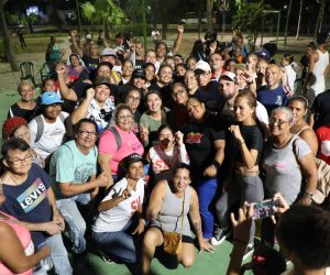 Lideresas y líderes de base del estado La Guaira participaron en una Asamblea Comunitaria del Bloque Histórico, rumbo al gran Congreso de 5 Generaciones convocado por el Presidente Nicolás Maduro para el próximo mes de octubre.