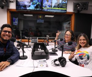 Este miércoles, se estrenó en Radio Miraflores un segmento dedicado a los avances del Vértice 7 de la Gran Misión Venezuela Mujer (GMVM), Verde, Ecologista y Animalista, como parte del programa “Somos Nevado en Radio”, conducido por la presidenta de Misión Nevado, Maigualida Vargas junto al legislador Jonathan Sayago.