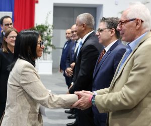 NDP_Delcy_Rodríguez_dirige_sesión_del_Consejo_Nacional_de_Economía
