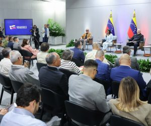 Presidenta_Delcy_Rodríguez_lidera_reunión_de_trabajo_con_gobernadores